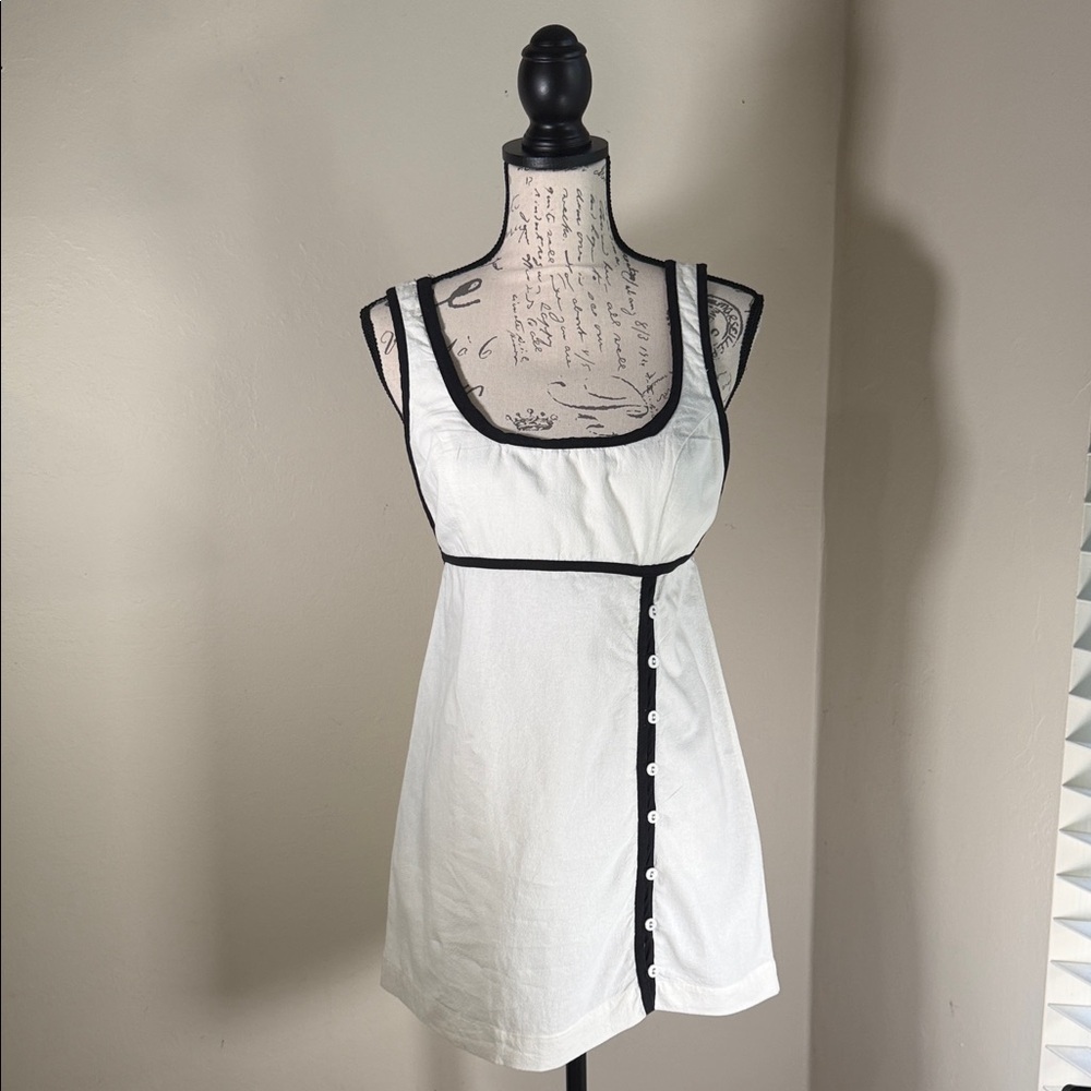 Free People White Mini Dress with Black Trim - Picture 2 of 9